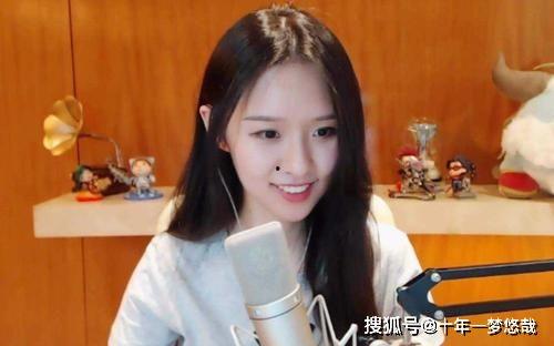 快手娱乐圈吃瓜主播是谁,揭秘娱乐圈幕后故事